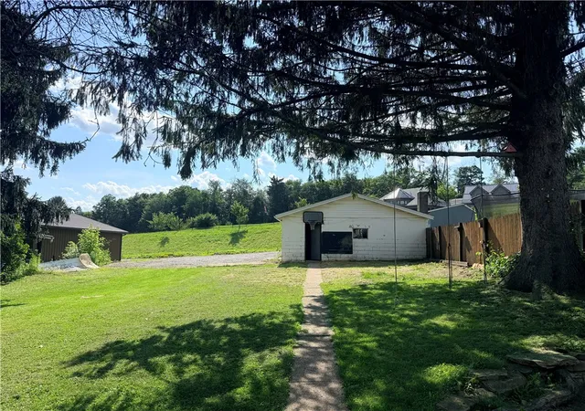 Homes for sale in East Franklin Twp, PA | 839 E Brady Rd, East Franklin Twp, PA 16218 | MLS# 1765039