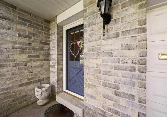 2nd image of 149 Roscommon Pl, Peters Twp, PA 15317 | MLS# 1764775