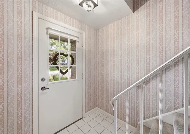 3rd image of 149 Roscommon Pl, Peters Twp, PA 15317 | MLS# 1764775