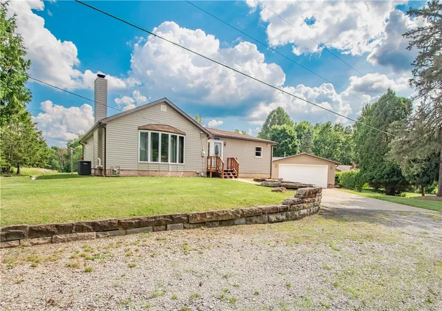Homes for sale in Penn Twp, PA | 941 Three Degree Rd, Penn Twp, PA 16002 | MLS# 1765071