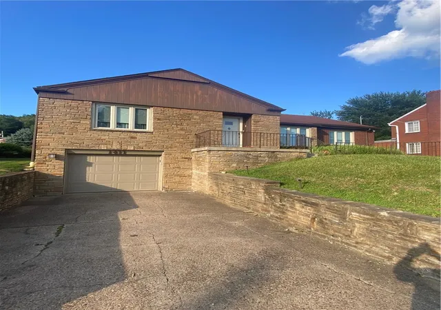 2nd image of 1411 Kansas Ave, White Oak, PA 15131 | MLS# 1764896
