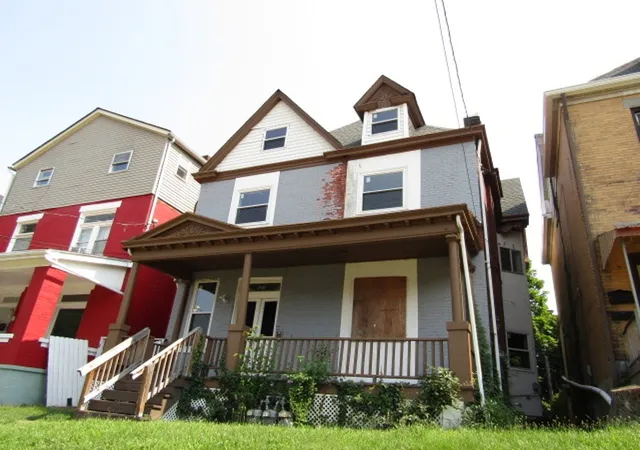 Homes for sale in Wilkinsburg, PA | 427 Rebecca Ave, Wilkinsburg, PA 15221 | MLS# 1764703