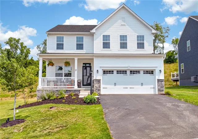 Photo 1 of Single family home for sale at 21 Dana Dr, Findlay Twp, PA 15108 | MLS# 1765053 | Listing updated on 2026-08-02