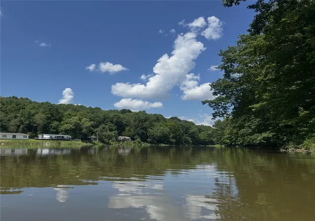 3rd image of 190 Rose Point Harlansburg Rd, New Castle, PA 16101 | MLS# 1764270