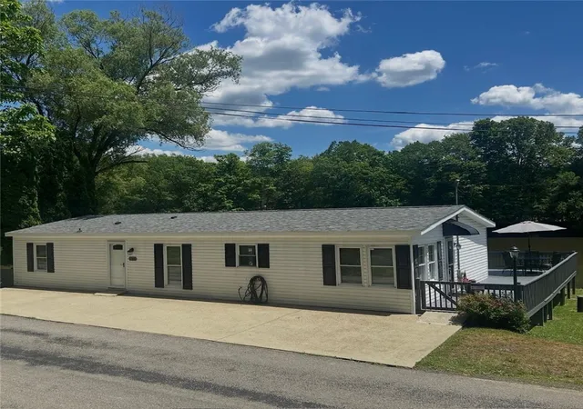5th image of 190 Rose Point Harlansburg Rd, New Castle, PA 16101 | MLS# 1764270