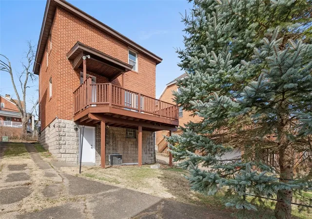 36th image of 3301 Waltham Ave, Pittsburgh, PA 15216 | MLS# 1764585