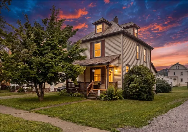 1st image of 317 Lincoln Avenue, Grove City Boro, PA 16127 | MLS# 1764927
