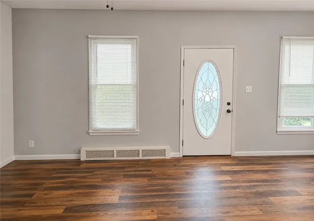 Homes for sale in Coraopolis, PA | 1676 Brodhead Road, Coraopolis, PA 15108 | MLS# 1765139