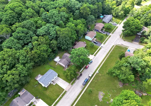 Photo 3 of Single family home for sale at 117 Walnut Dr, Economy, PA 15005 | MLS# 1764966 | Listing updated on 2026-09-01