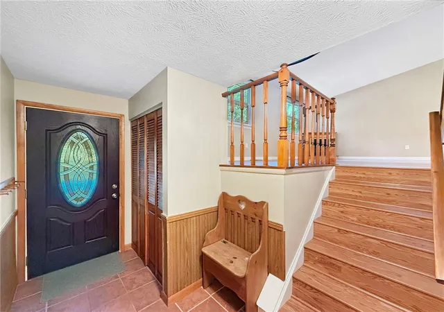 Photo 4 of Single family home for sale at 117 Walnut Dr, Economy, PA 15005 | MLS# 1764966 | Listing updated on 2026-09-01