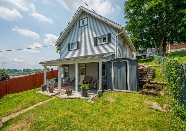 2nd image of 625 Franklin Ave, Canonsburg, PA 15317 | MLS# 1765138