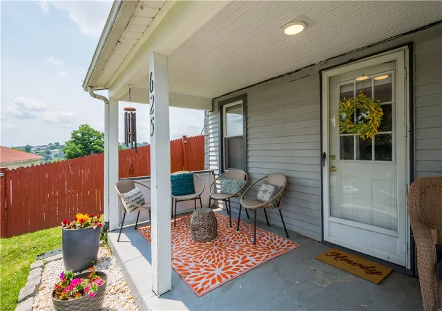 3rd image of 625 Franklin Ave, Canonsburg, PA 15317 | MLS# 1765138