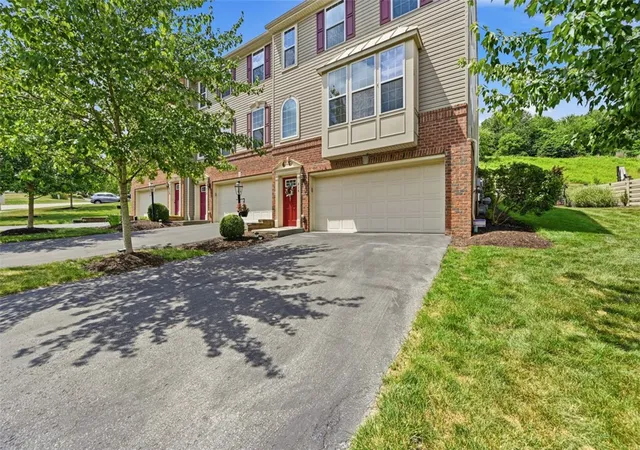 Homes for sale in Adams Twp, PA | 214 Broadstone Dr, Adams Twp, PA 16046 | MLS# 1765037