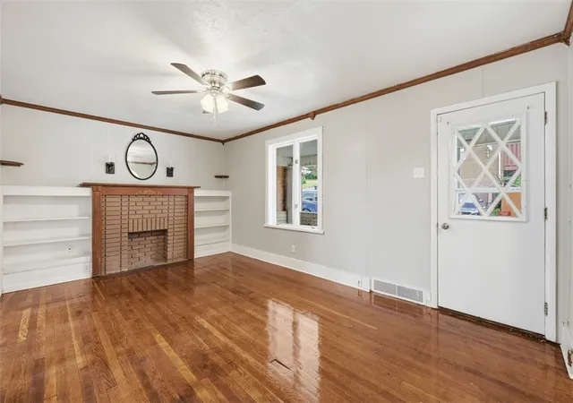5th image of 921 Walnut St, Ambridge, PA 15003 | MLS# 1764327