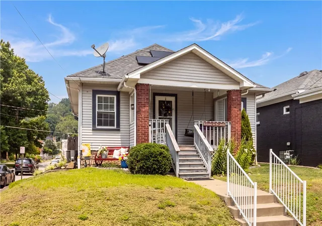 1st image of 1012 Canal St, Beaver, PA 15009 | MLS# 1765031