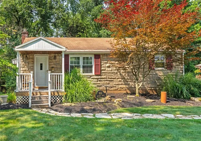 Homes for sale in Level Green, PA | 102 Michael Dr, Level Green, PA 15085 | MLS# 1764458