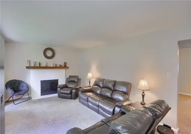 Homes for sale in Neshannock Twp, PA | 4129 Mitchell Rd, Neshannock Twp, PA 16105 | MLS# 1765174