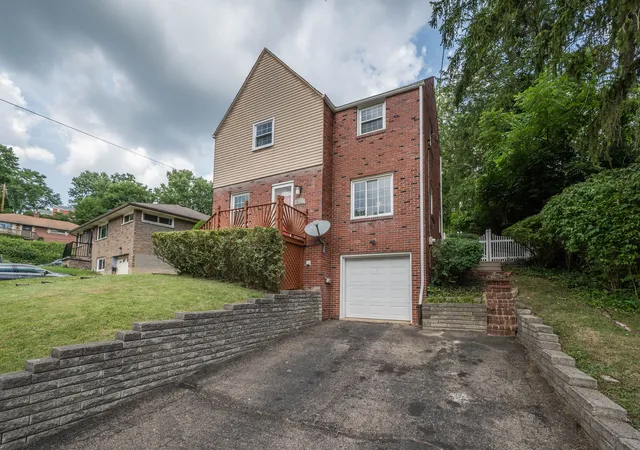 2nd image of 2366 Potomac Avenue Avenue, Banksville/westwood, PA 15216 | MLS# 1765196