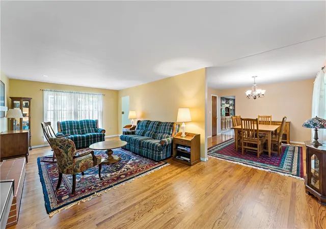 4th image of 3505 Meadow Gate Dr, Murrysville, PA 15668 | MLS# 1764673