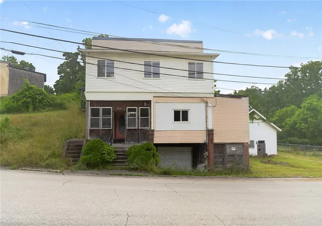 Homes for sale in Franklin Twp, PA | 106 Main St, Franklin Twp, PA 15480 | MLS# 1764999