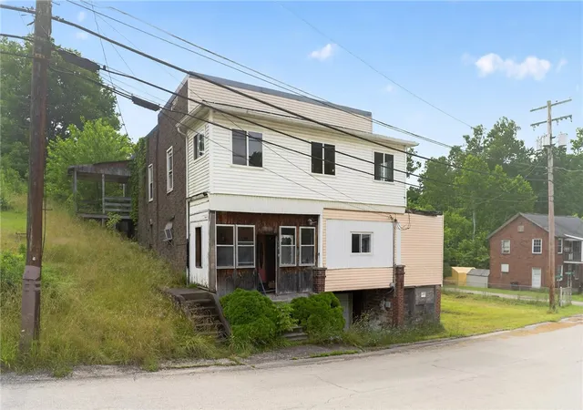 Homes for sale in Franklin Twp, PA | 106 Main St, Franklin Twp, PA 15480 | MLS# 1764999