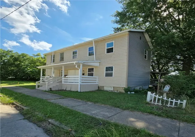 image of 408 Pine Street, New Castle, PA 16101 | MLS# 1764683