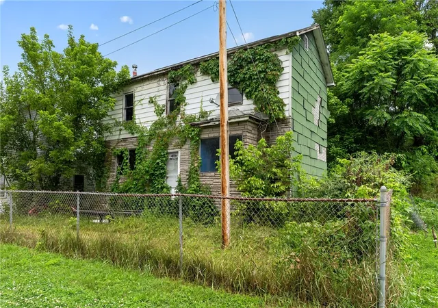 Homes for sale in Franklin Twp, PA | 7 Short St, Franklin Twp, PA 15480 | MLS# 1765029