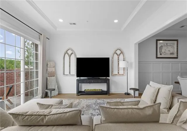 Photo 4 of Townhouse for sale at 505 High Crescent Rd, Cranberry Township, PA 16066 | MLS# 1764866 | Listing updated on 2026-07-22
