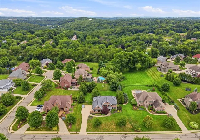 33rd image of 1412 Scarlett Ridge Dr, Franklin Park, PA 15237 | MLS# 1762766
