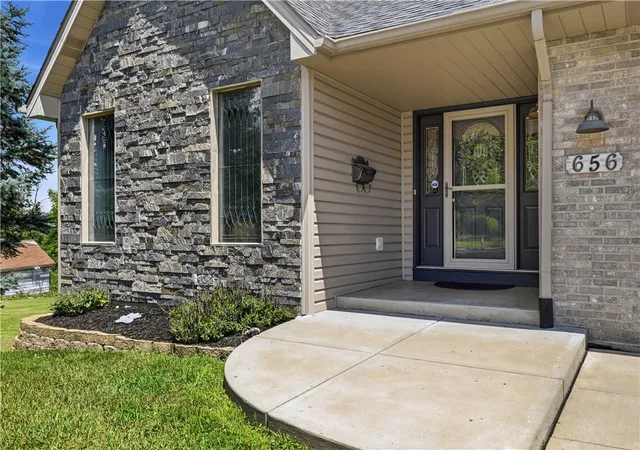 Homes for sale in Baldwin Twp, PA | 656 Penn Street, Baldwin Twp, PA 15227 | MLS# 1765205