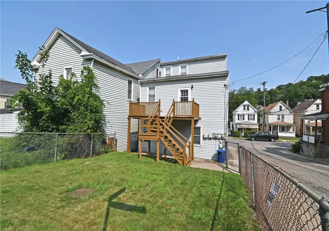 2nd image of 611 Lorenz Ave, Elliott, PA 15220 | MLS# 1765160