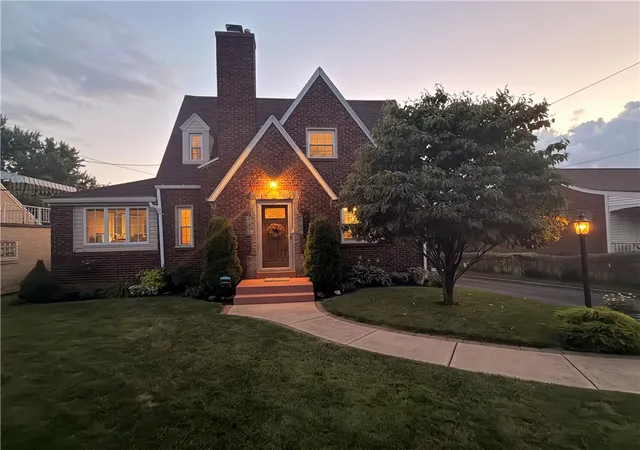 Photo 3 of Single family home for sale at 4732 Greensprings Ave, West Mifflin, PA 15122 | MLS# 1765193 | Listing updated on 2026-10-07