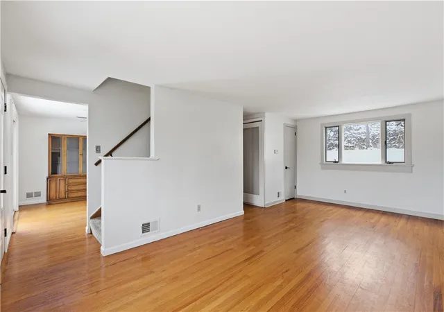 Photo 5 of Single family home for sale at 618 Arbor Ln, Pittsburgh, PA 15236 | MLS# 1765246 | Listing updated on 2026-07-24
