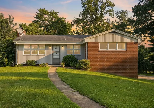 1st image of 219 Linda Vista Rd, Sewickley, PA 15143 | MLS# 1764877