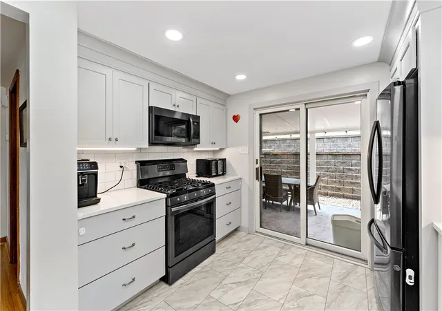 Photo 3 of Single family home for sale at 1137 Merrick Ave, Brookline, PA 15226 | MLS# 1765282 | Listing updated on 2026-08-02