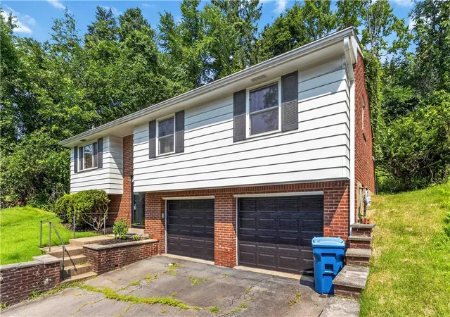 Homes for sale in Verona, PA | 769 Hamil Rd, Verona, PA 15147 | MLS# 1764235