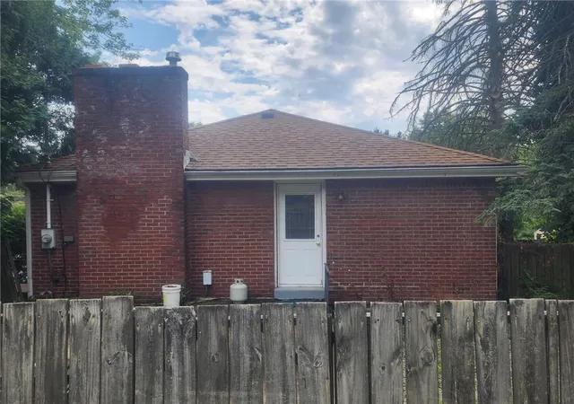 Photo 3 of Single family home for sale at 4721 Tomer Dr, Murrysville, PA 15668 | MLS# 1763917 | Listing updated on 2026-07-26