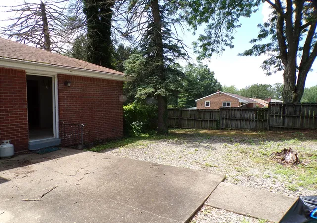 Photo 4 of Single family home for sale at 4721 Tomer Dr, Murrysville, PA 15668 | MLS# 1763917 | Listing updated on 2026-07-26