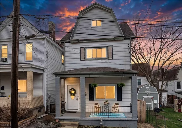2nd image of 731 Wills, Mt Washington, PA 15211 | MLS# 1765323