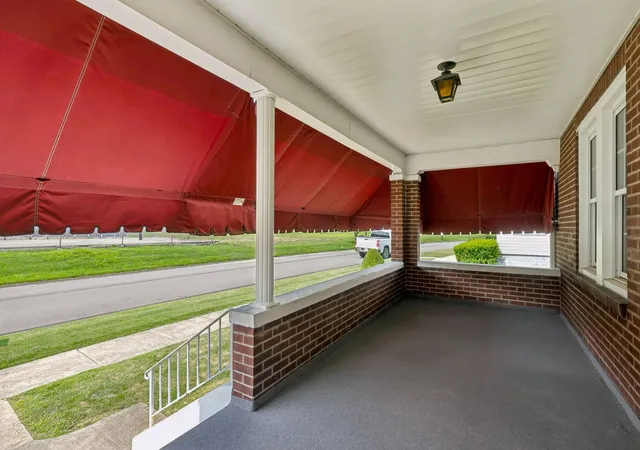 Homes for sale in Hyde Park, PA | 299 1st St, Hyde Park, PA 15641 | MLS# 1765336