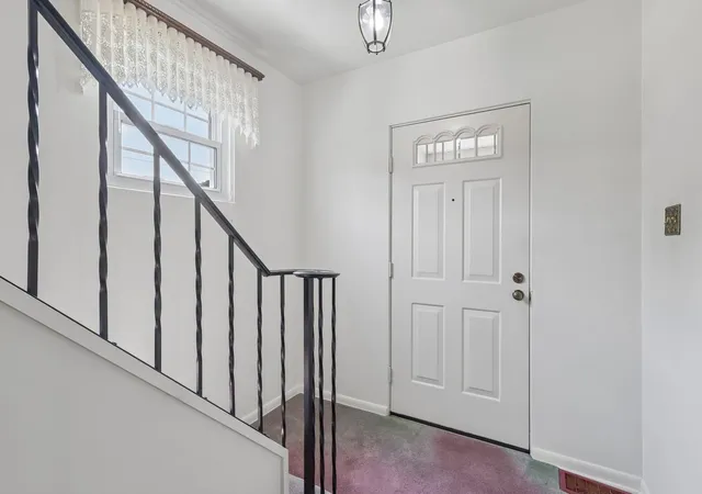 Homes for sale in Hyde Park, PA | 299 1St St, Hyde Park, PA 15641 | MLS# 1765336