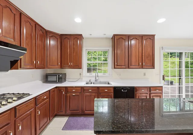 5th image of 208 Virginia Manor Dr, O'hara, PA 15215 | MLS# 1765345