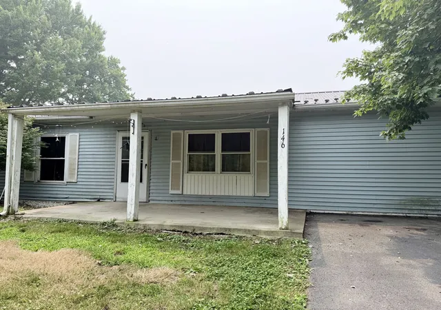 2nd image of 146 & 144 Edgewood Cir, Industry, PA 15052 | MLS# 1765365