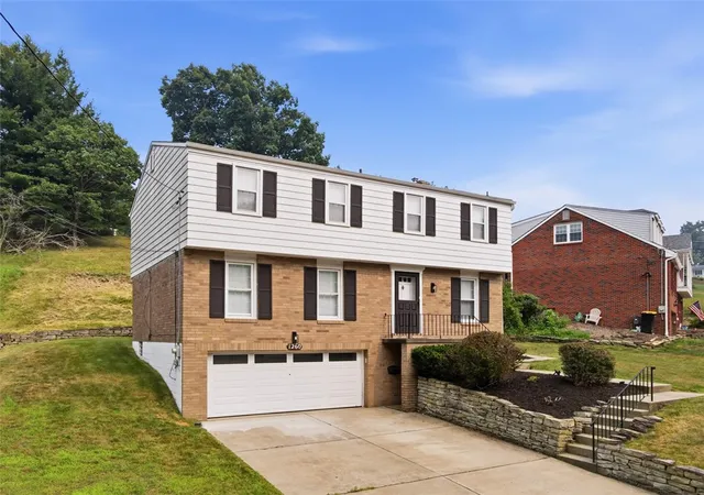 image of 1260 Delfield Dr, Bethel Park, PA 15102 | MLS# 1765363