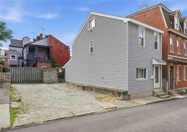 4th image of 14 Enon Way, South Side, PA 15203 | MLS# 1765383