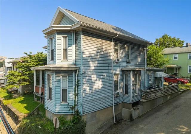 2nd image of 323 E Pittsburgh, Greensburg, PA 15601 | MLS# 1765332