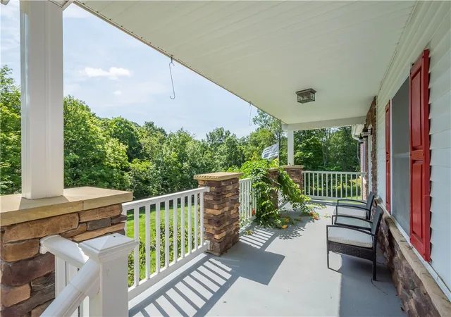Photo 4 of House for sale at 185 Dutch Glory Rd, Amity, PA 15311 | MLS# 1765398 | Listing updated on 2026-07-19
