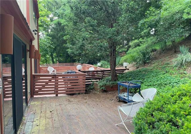 48th image of 3301 Brookdale Dr, Bethel Park, PA 15241 | MLS# 1765233