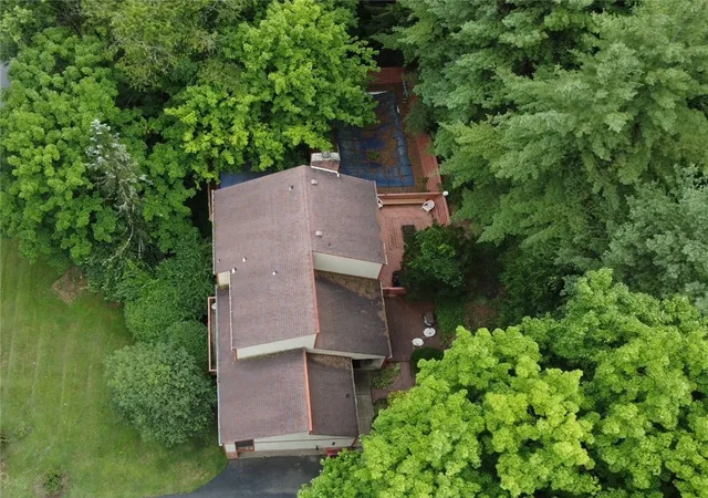 image of 3301 Brookdale Dr, Bethel Park, PA 15241 | MLS# 1765233