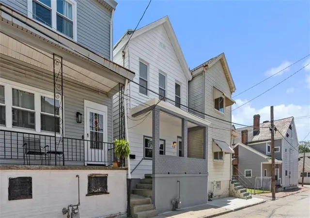 2nd image of 210 19th Street, Sharpsburg, PA 15215 | MLS# 1765421